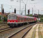 Ein RE von Sonneberg (Thr) Hbf erreicht am 06. August 2012 den Endbahnhof Lichtenfels.