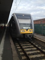 Hier steht der HLB GTW 102 kurz nach seiner Ankunft in Limburg zusammen mit einem weitere GTW am 13.8.13 auf Gleis 8.