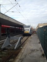 Hier steht der HLB GTW 102 kurz nach seiner Ankunft in Limburg zusammen mit einem weitere GTW am 13.8.13 auf Gleis 8.