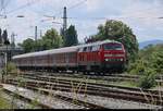 218 409-1 der DB ZugBus Regionalverkehr Alb-Bodensee GmbH (RAB) (DB Regio Baden-Württemberg) rangiert in Lindau Hbf von der Abstellung über den Bahndamm auf Gleis 4 als RE 4226 bzw. IRE 4226 nach Stuttgart Hbf.
[11.7.2018 | 14:34 Uhr]