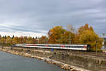 Da fährt der der Eurocity EC 194 nach Zürich in Lindau.