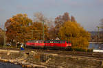 218 463-8 und 452-1 beim rangieren auf dem Bahndamm Lindau.