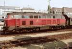 DB 218 278-0 (Bw Haltingen) mit Umbauwagen im Bahnhof Lindau am 9. Juni 1985.