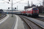 DB/ÖBB: Impressionen des Bahnhofs Lindau vom 25. November 2016. Doppeltraktion der BR 218 mit IC 118 Innsbruck nach Münster (Westf) Hbf kurz vor der Abfahrt.
Foto: Walter Ruetsch 