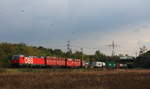 Am 17.10.2020 zog ÖBB 1293 191 einen Containerzug nach Duisburg-Rheinhausen durch Ratingen-Lintorf.