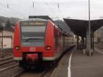 425 097 3 inj Linz am Rhein als RE 8   zu ihm gehrt noch ein 425er der im nachher folgenden Bild zu sehen ist    Da auch der Grund warum der Zug in Linz endete