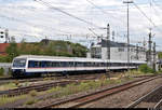 Bnrdzf 483.0 (50 80 80-35 141-6 D-TRAIN) der TRI Train Rental GmbH mit Schublok 182 597-5 (Siemens ES64U2-097) der Mitsui Rail Capital Europe GmbH (MRCE), im Dienste der Abellio Rail