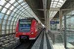 425 702-8 als S2 nach Mosbach (Baden) am Nachmittag des 24.05.14 beim Halt in Ludwigshafen (Rhein) Mitte.