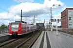 425 222-7 als S3 nach Bruchsal am Nachmittag des 24.05.14 bei der Einfahrt in den Bahnhof Ludiwgshafen (Rhein) Mitte.