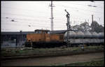 346660 REBLAUS rangiert hier am 6.10.1992 im Bahnhof Lübbenau.