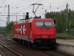 Rckansicht des  Einugigen unter den Blinden . 185 630-1 der  HGK  mit einer Leerfahrt weiter nach Cottbus. 02.05.2010