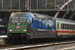 D-DB 101 039-6 ( Fahrtziel-Natur ) zog am 09.02.2026 ihren IC 2263 nach Hamburg Hbf (AH). Hier bei der Ausfahrt aus dem Lübecker Hbf (AL).