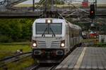 D-NRAIL 248 075-4 zog am 09.10.2026 ihren Sonder-/Partyzug (TCS 21325) von K�ln Hbf (KK) kommend nach L�beck Hbf (AL). Aufgrund der Umleitung �ber B�chen (ABCH) erreichte der Zug den L�becker Hbf mit einer Versp�tung von ca. 70 min.