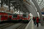 Ein RE aus Bad Kleinen zur Weiterfahrt nach Kiel Hbf fhrt am 21.08.2008 in den Lbecker Hauptbahnhof ein.