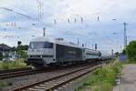 Nach einem kurzen Tankstop in Lüneburg setzt 2016 902 ihre Fahrt mit den 3 IC4 Zügen 5883, 5834 und 5877 nach Rumänien fort.