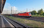 187 156-5 durchfährt mit Hochbordwagen Magdeburg Hbf Richtung Magdeburg-Neustadt.

🧰 DB Cargo
🕓 29.6.2022 | 20:49 Uhr
