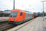 RTS Rail Transport Service Siemens Eurorunner 2016.906 mit Schotterwagen am 28.12.18 in Mainz Hbf 