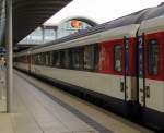 SBB 61 85 20-90 xxx Bpm im EC 6 von Chur nach Hamburg-Altona, in Mainz Hbf; 30.06.2011