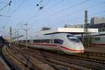 Velaro D Tz 716 steht in Mannheim am 18.01.2015 als ICE 717 von Düsseldorf nach Stuttgart bereit.