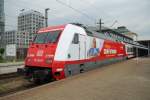 101 081 mit neuen Werbefolien bei der Ausfahrt aus dem Mannheimer Hbf. (31.05.12)