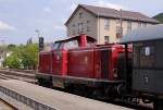 V100 1200 am 07.09.2013 auf Gleis 2 im Bahnhof Meiningen.