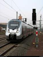 9442 604 (Bombardier Talent 2) von Abellio Rail Mitteldeutschland als RE 74586 (RE18) von Halle(Saale)Hbf nach Großkorbetha erreicht den Bahnhof Merseburg auf Gleis 2.