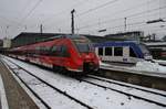 2442 708-0 trifft am 7.1.2019 als RB5415 nach Garmisch-Partenkirchen im Münchener Hauptbahnhof auf 620 673-3 als BRB62707	nach Füssen.  