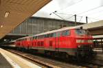 218 418-2 und Schwesternlok mit EC in Mnchen Hbf am 11.07.13.