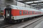DB Schlafwagen D-DB 61 80 72-90 027-6 WLABmz 173.1 in München Hbf. 01.05.2016