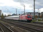 1116 254 mit dem IC Knigssee bei der Einfahrt in Mnchen Ost, 3.11.2009
