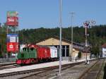 Blick auf das Gelnde des Vereins Schwbische Alb-Bahn (SAB) / Bahnhof Mnsingen mit dem neuen Lokschuppen; 21.09.2011  