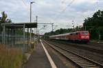 111 086 mit einem SE nach Weinheim am Abend des 20.06.14 im Bahnhof Neu-Isenburg.