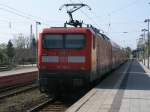 Mit dem RE 18509 von Stralsund nach Cottbus ist 112 119,am 23.April 2011,in Neustrelitz angekommen.