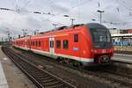440 820-9 verlässt am 28.12.2017 als RE3781 nach Bamberg zusammen mit 440 541-1 als RE58218 nach Würzburg Hauptbahnhof den Nürnberger Hauptbahnhof.