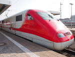401 012 als ICE 880 von München nach Hamburg-Altona.