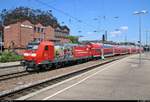 146 113-6  Ortenaukreis , mit Werbung für das Baden-Württemberg-Ticket, von DB Regio Baden-Württemberg als RB 17065 nach Neuenburg(Baden) verlässt ihren Startbahnhof Offenburg auf Gleis 2.
[13.7.2018 | 12:40 Uhr]