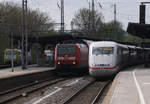152 196-2 (Captrain); 146 116-9 mit RE 9 und ICE 1022 (ICE 1) im Hbf Osnabrück am 25.04.2020.