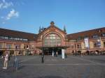 Das hbsche Bahnhofsgebude von Osnabrck am 10.09.2012.
