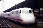 ICE Experimental 410001, der Urvater unserer derzeitigen modernen ICE Flotte, war am 11.5.1989 im Hauptbahnhof Osnabrück zu sehen.