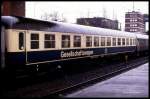 Dieser Gesellschaftswagen WGm 518089-80762-3 kam mir am 17.11.1990 im unteren Bahnhof von Osnabrück vor die Linse.