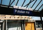 Bahnhofsschild Potsdam Hauptbahnhof