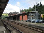 Der Bahnhof Probstzella am 28.Mai 2020.Im Bahnhofsgebäude gibt es eine kleine Ausstellung über die Geschichte des ehemaligen Grenzbahnhofes.