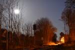 Kleinbahnhof Niderlehme (LDS) um 20.00 Uhr bei Vollmond mit klaren Himmel und Sternen am 14.02.2014 