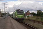 193 862-0 MRCE - Mitsui Rail Capital Europe GmbH mit dem Flixtrain (FLX 1236) von Berlin Südkreuz nach Köln Hbf, bei der Ausfahrt aus Rathenow.