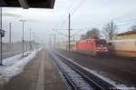 101 143-6 mit dem EC 249 nach Krakow Glowny in Rathenow. Bestand diesmal aus 4x PKP und 2x IC-Waggons. 08.01.2011