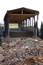 Einsam steht sie in den berresten des Remscheider HBF's.