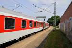 AUSSICHT mit Aussicht.
Zu sehen ist ein slowakischer Liegewagen in einem Autoreisezug in die Niederlande, bei der Durchfahrt in Rheydt.14.7.2013