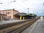 Empfangsgebude vom Bahnsteig 2 aus gesehen Westseite. Aufgenommen am 25.05.07.