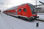 RE5 (RE4361) nach Elsterwerda steht am 27.2.2018 im Rostocker Hauptbahnhof bereit. Zuglok war 114 040.