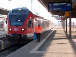 Nicht wie sonst auf Gleis 3 fuhr,am 29.Januar 2011,der Flirt 429 026 aus Sassnitz auf Gleis 5 in Rostock Hbf ein.